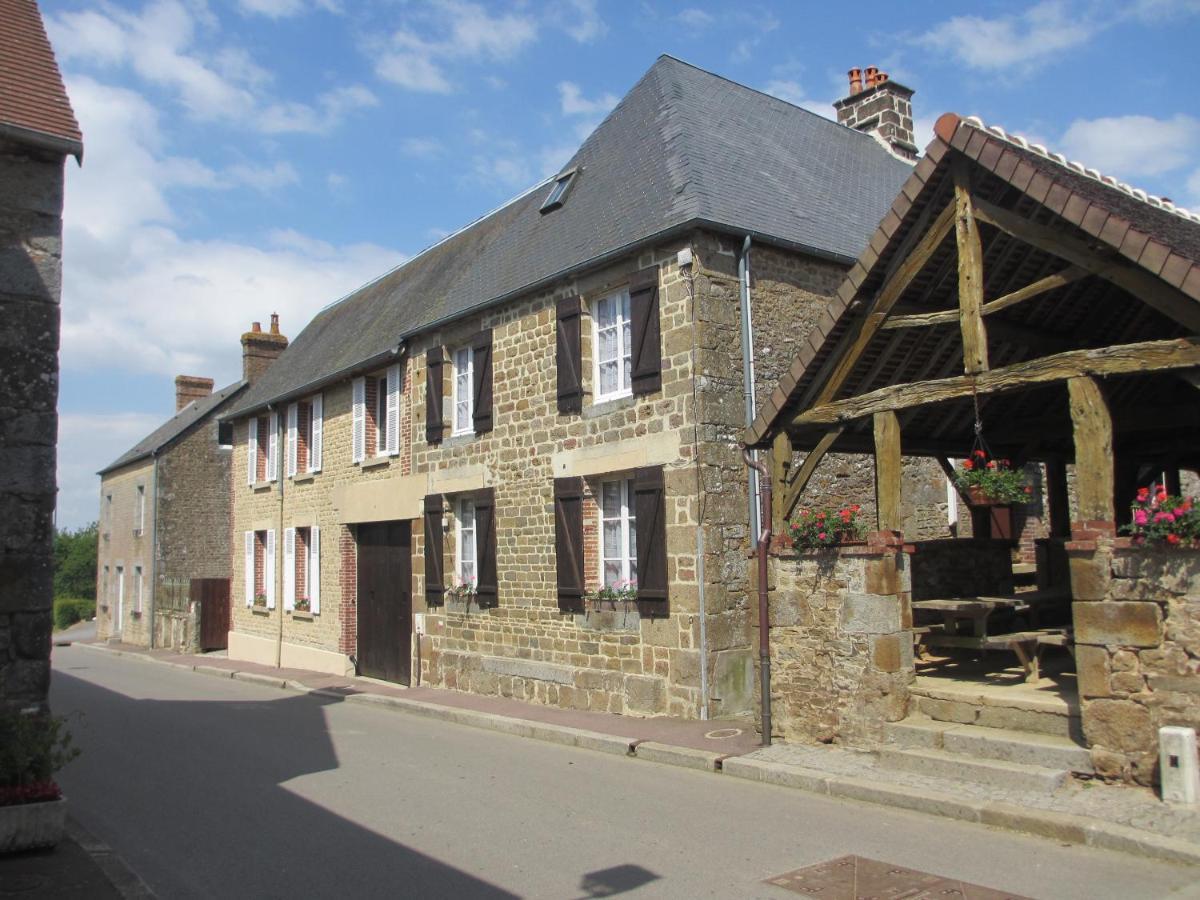 Bed and Breakfast Le Figuier La Foret-Auvray Exterior foto